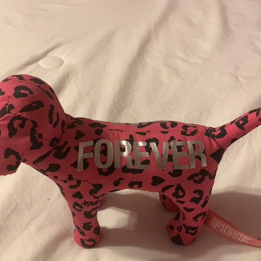 Victoria’s Secret Pink forever dog. - Picture 2 of 5